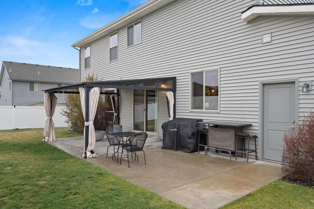 1115 S McMillan Rd, Spokane Valley, WA 99016