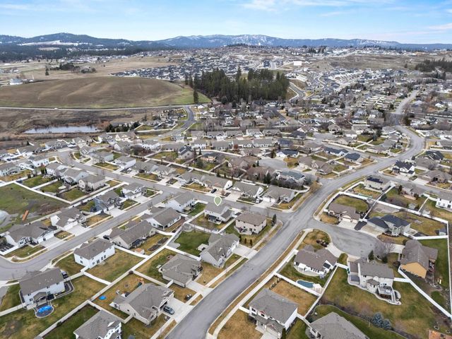 1115 S McMillan Rd, Spokane Valley, WA 99016