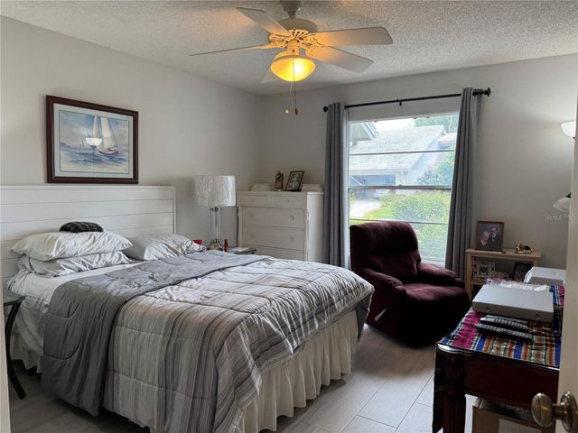 5371 CRESTLAKE BOULEVARD 68, Sarasota, FL 34233