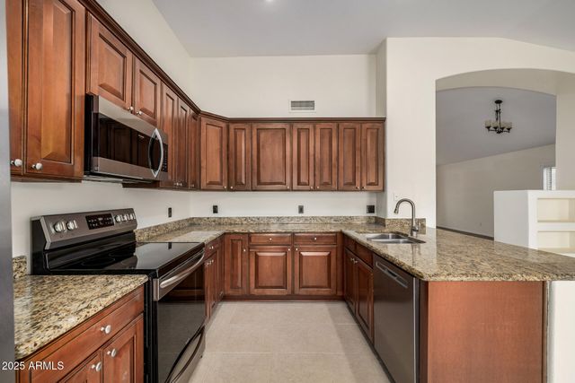 15002 S 47TH Street, Phoenix, AZ 85044