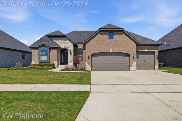 22003 Chaucer Court, Macomb Township, MI 48044