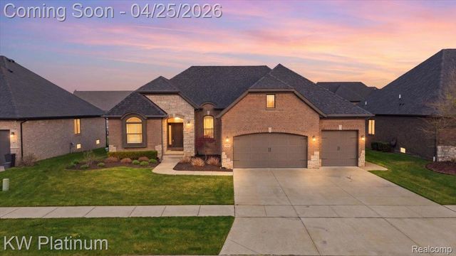 22003 Chaucer Court, Macomb Township, MI 48044