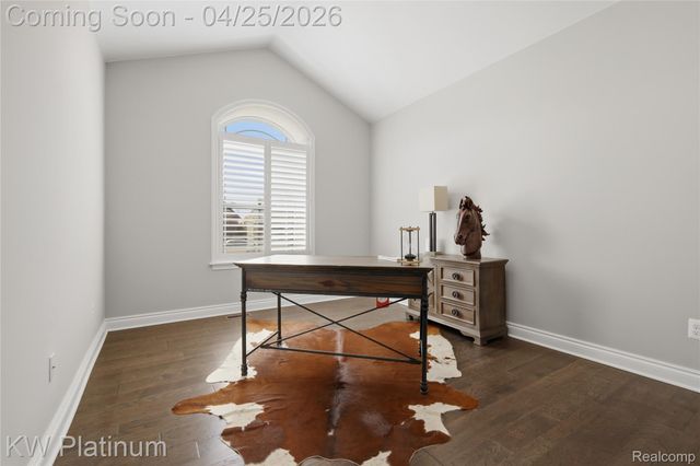22003 Chaucer Court, Macomb Township, MI 48044