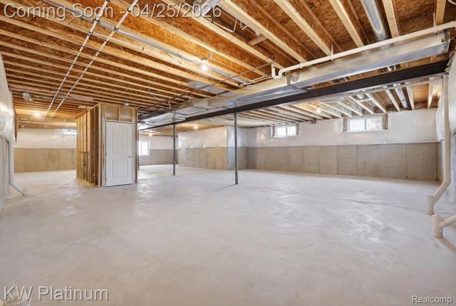 22003 Chaucer Court, Macomb Township, MI 48044