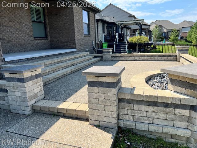 22003 Chaucer Court, Macomb Township, MI 48044