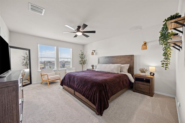 563 Tree Nut LOOP, Buda, TX 78610
