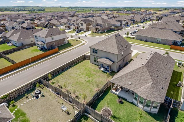 563 Tree Nut LOOP, Buda, TX 78610