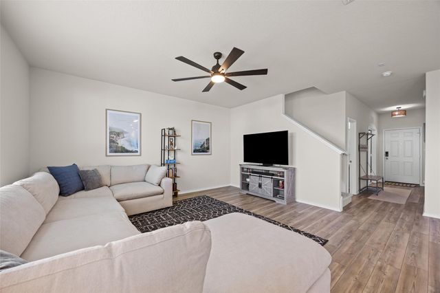 563 Tree Nut LOOP, Buda, TX 78610