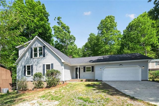 4803 Whisper Oak Drive, Trinity, NC 27370
