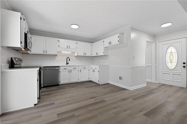 4803 Whisper Oak Drive, Trinity, NC 27370