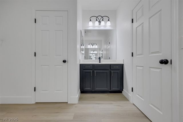 8948 Sandy Isle Court, Las Vegas, NV 89131