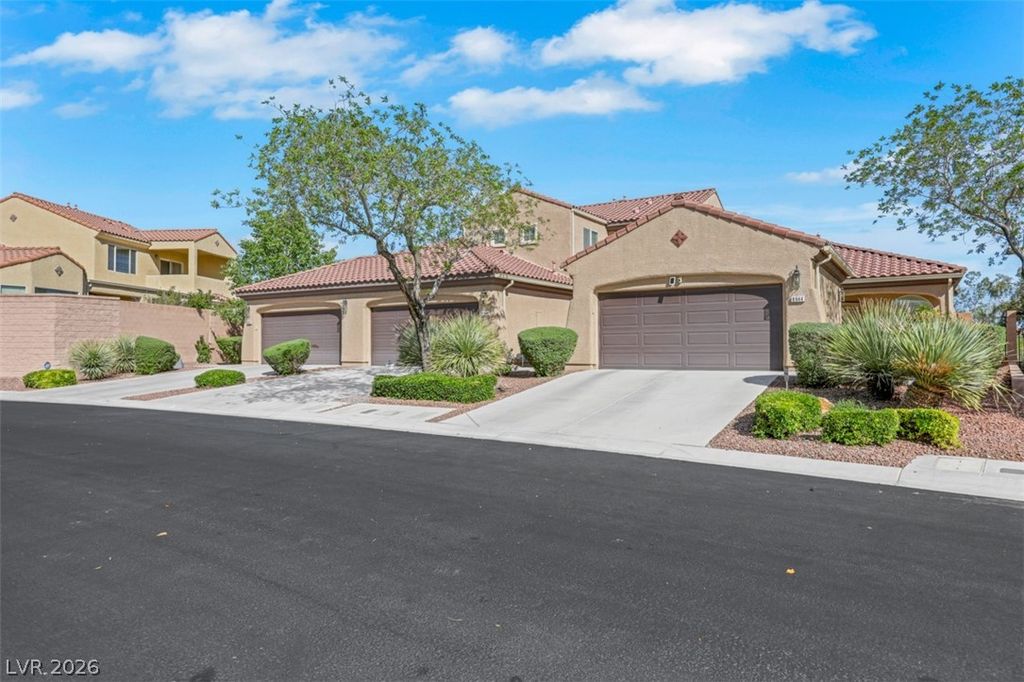 8948 Sandy Isle Court, Las Vegas, NV 89131