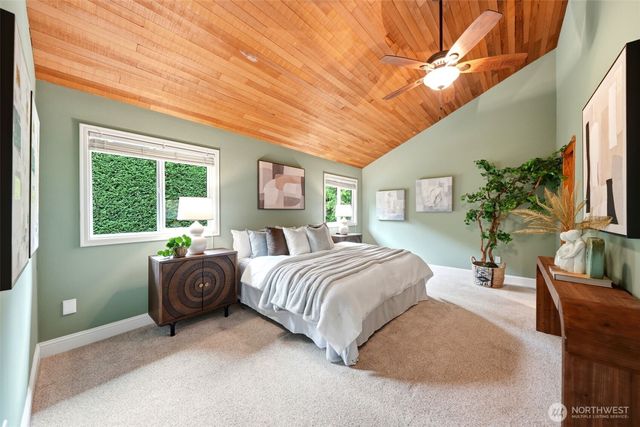 301 128TH Avenue NE, Bellevue, WA 98005