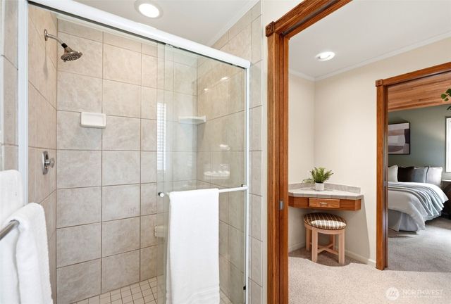 301 128TH Avenue NE, Bellevue, WA 98005