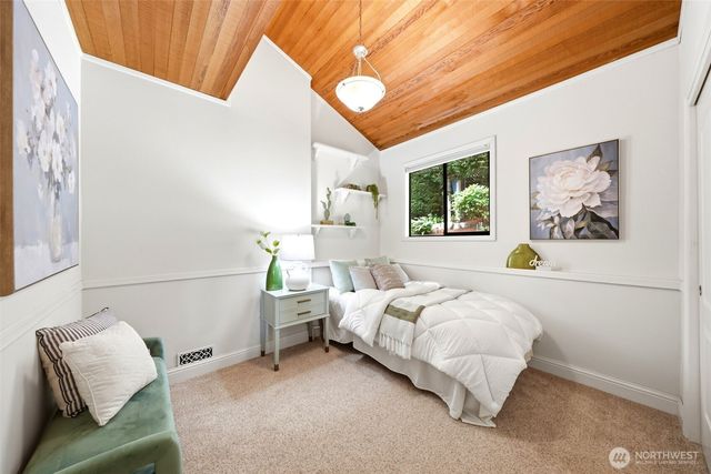 301 128TH Avenue NE, Bellevue, WA 98005