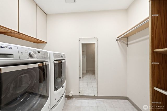 301 128TH Avenue NE, Bellevue, WA 98005
