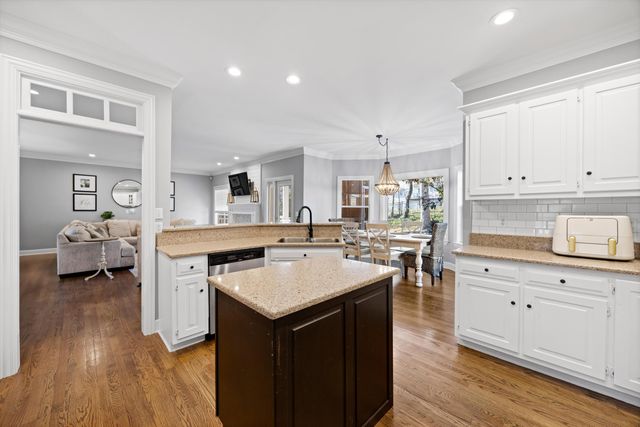 3305 Forest Shadows Drive, Chattanooga, TN 37421