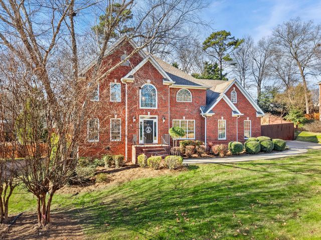 3305 Forest Shadows Drive, Chattanooga, TN 37421