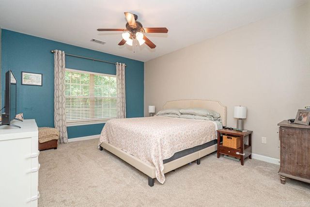 2521 Springhill Village Dr, Bryant, AR 72022