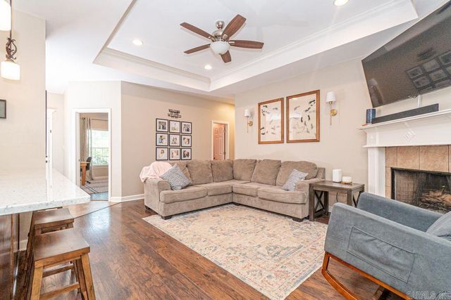 2521 Springhill Village Dr, Bryant, AR 72022
