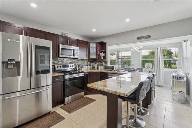 4805 NW 25th Terrace, Fort Lauderdale, FL 33309