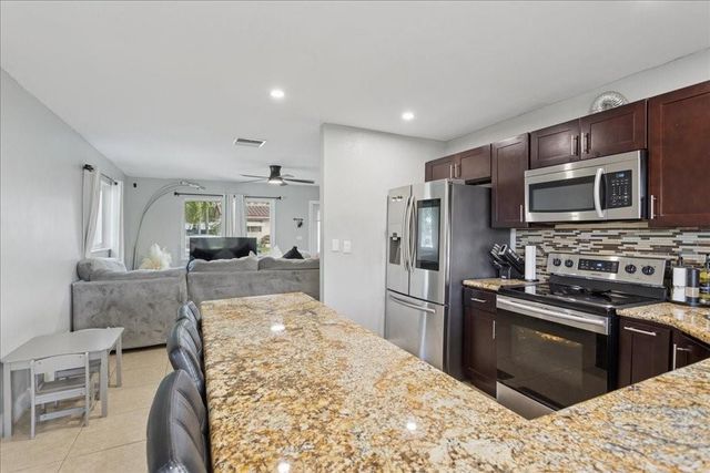 4805 NW 25th Terrace, Fort Lauderdale, FL 33309