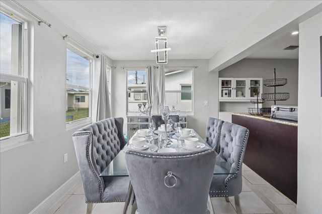 4805 NW 25th Terrace, Fort Lauderdale, FL 33309