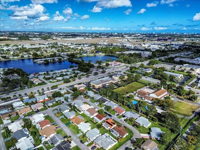4805 NW 25th Terrace, Fort Lauderdale, FL 33309