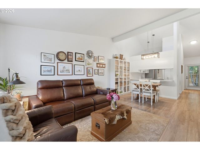 13775 Sw SCHOLLS FERRY Rd 23, Beaverton, OR 97008
