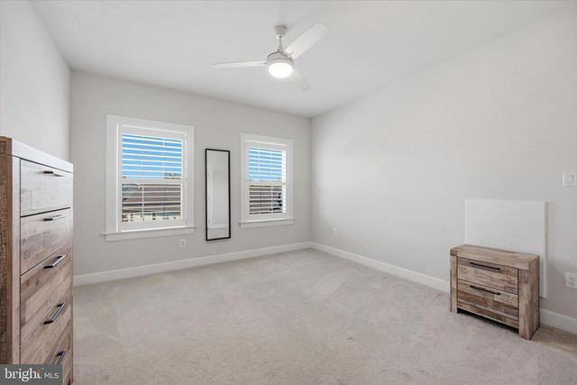 1216 SCULTHORPE DR, West Chester, PA 19380