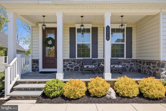 1216 SCULTHORPE DR, West Chester, PA 19380