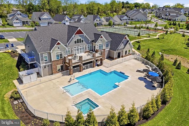 1216 SCULTHORPE DR, West Chester, PA 19380
