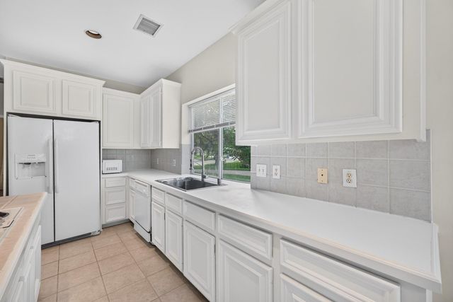 1727 Emma Cove Court, Houston, TX 77479