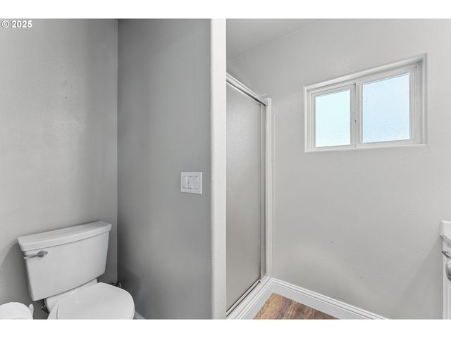 15263 OCEANVIEW Dr, Brookings, OR 97415