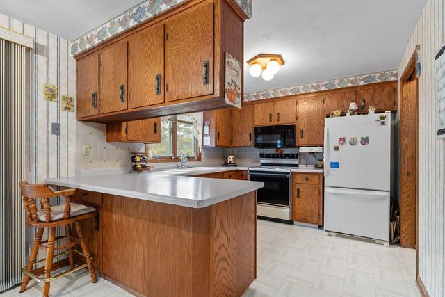 1029 ALVA STREET, Menasha, WI 54952