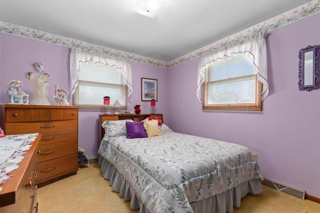 1029 ALVA STREET, Menasha, WI 54952