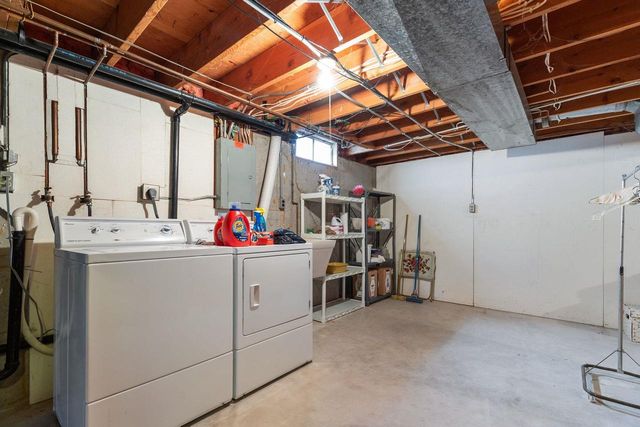 1029 ALVA STREET, Menasha, WI 54952