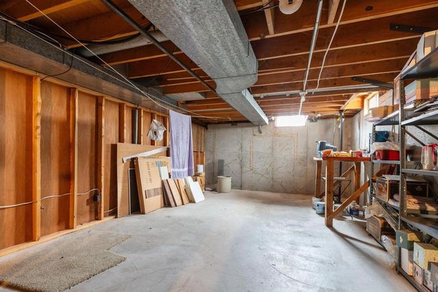 1029 ALVA STREET, Menasha, WI 54952