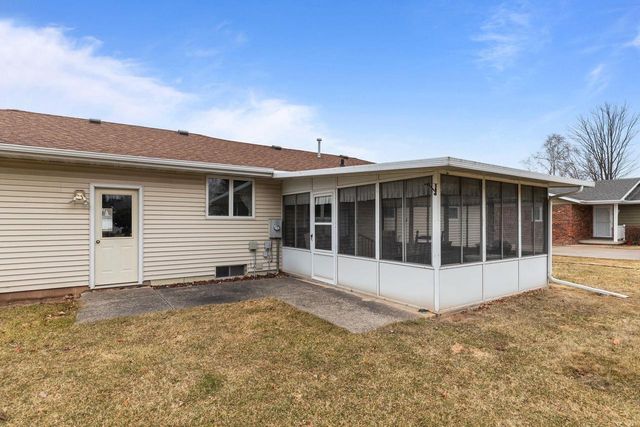 1029 ALVA STREET, Menasha, WI 54952