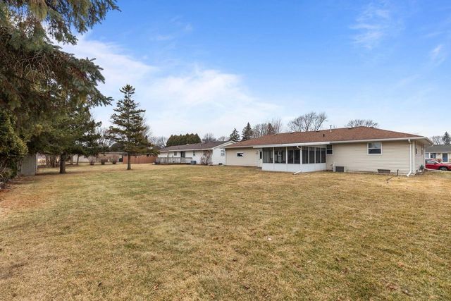 1029 ALVA STREET, Menasha, WI 54952