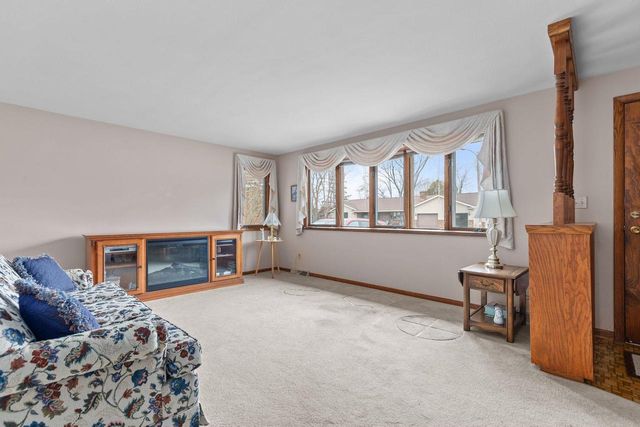 1029 ALVA STREET, Menasha, WI 54952