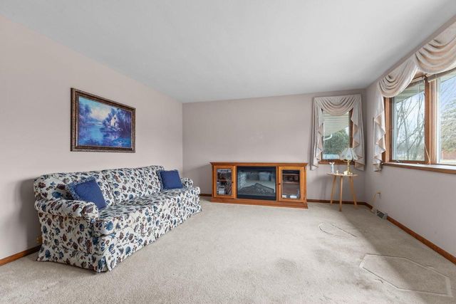 1029 ALVA STREET, Menasha, WI 54952