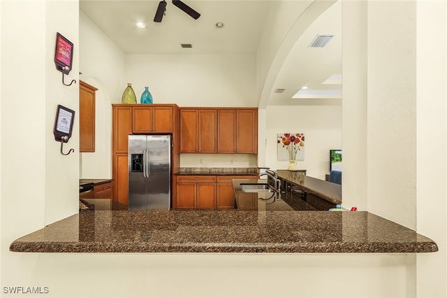 1708 Beach PKWY W, Cape Coral, FL 33914