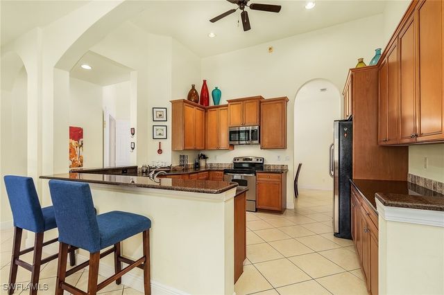 1708 Beach PKWY W, Cape Coral, FL 33914