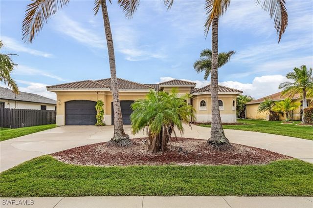 1708 Beach PKWY W, Cape Coral, FL 33914