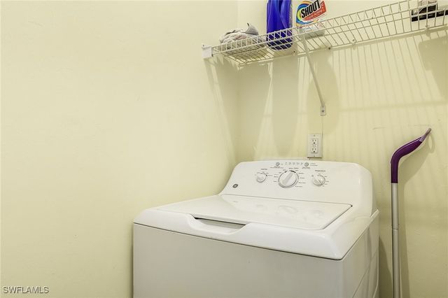 1708 Beach PKWY W, Cape Coral, FL 33914