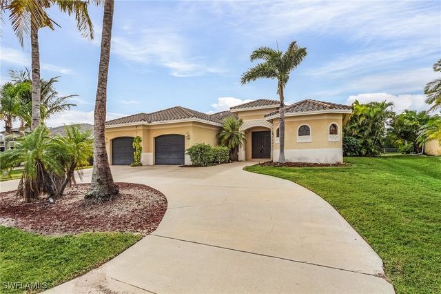 1708 Beach PKWY W, Cape Coral, FL 33914