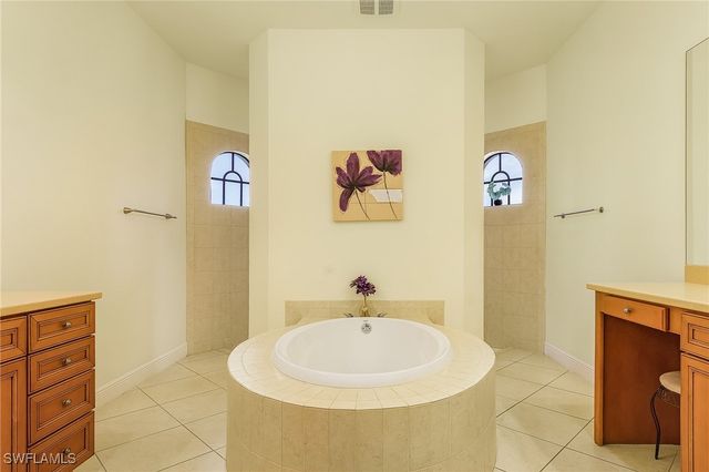 1708 Beach PKWY W, Cape Coral, FL 33914