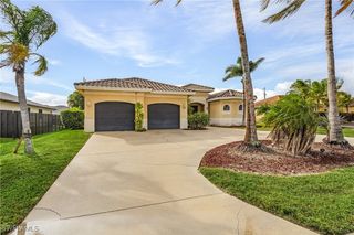 1708 Beach PKWY W, Cape Coral, FL 33914