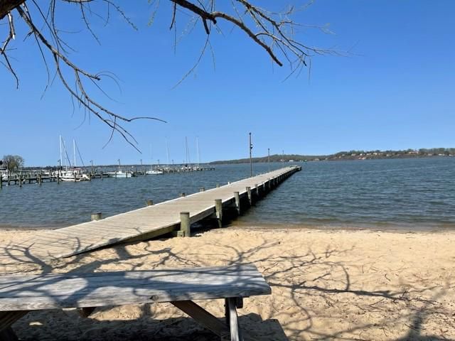 1196 GREEN HOLLY DR, Annapolis, MD 21409